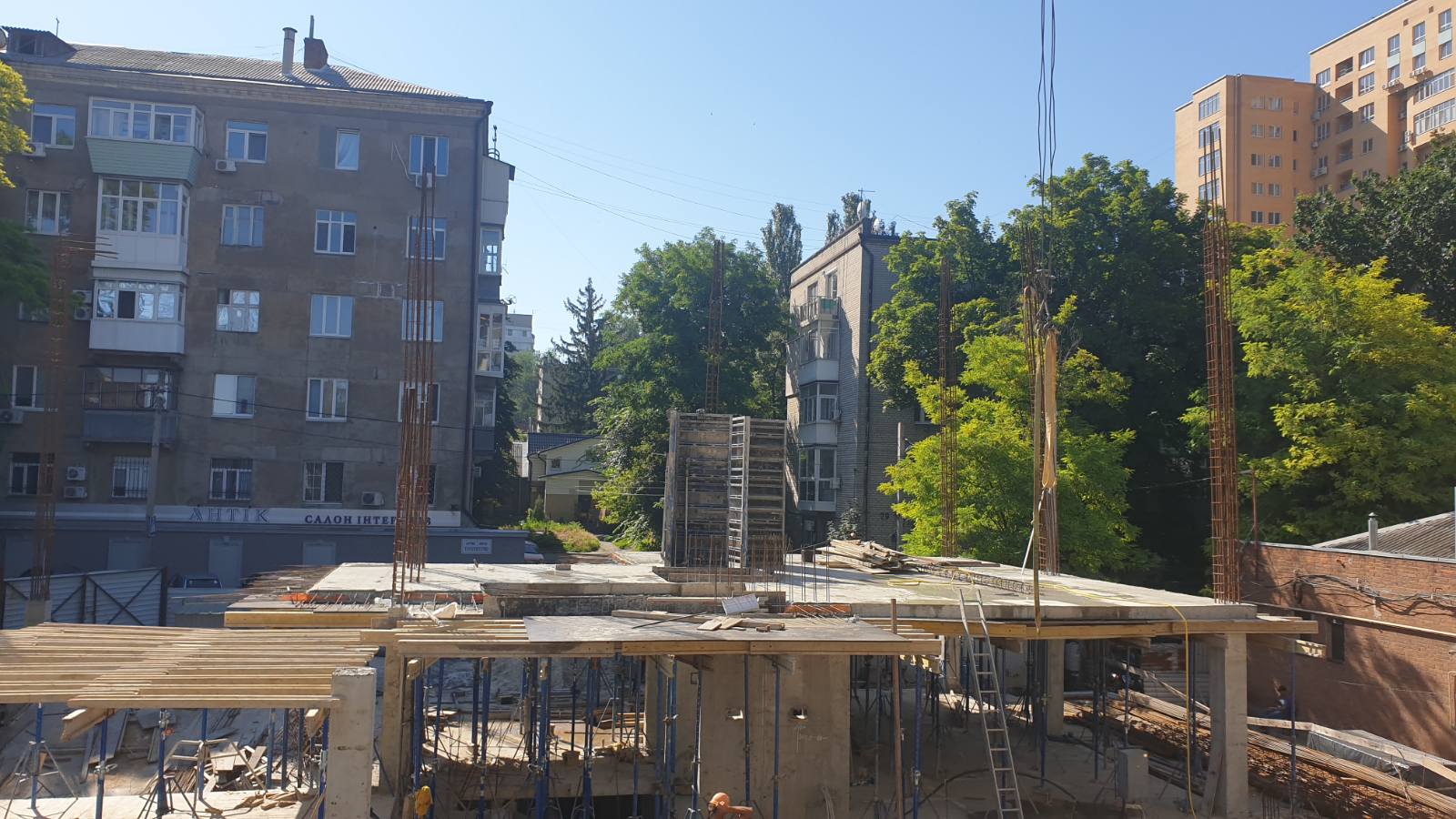 Фотозвіт будівництва ЖК на вул. Олеся Гончара