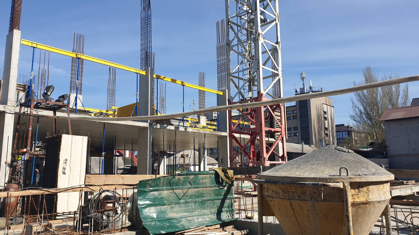 Photo report of the construction of residential complex on the Olesya Gonchara street