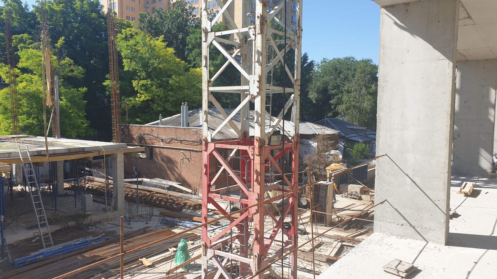 Photo report of the construction of residential complex on the Olesya Gonchara street