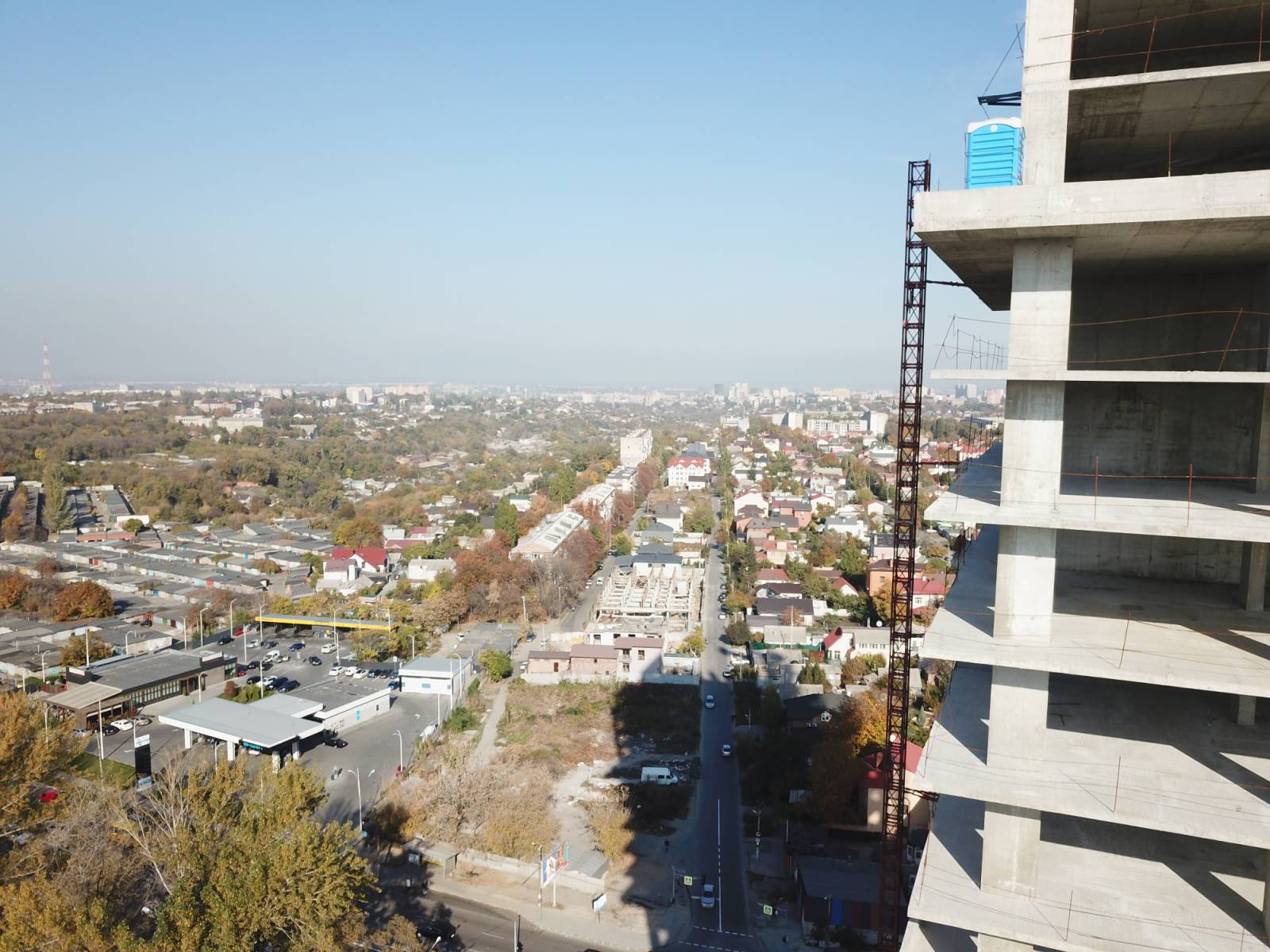 Photos from the construction of the residential complex «Grani»