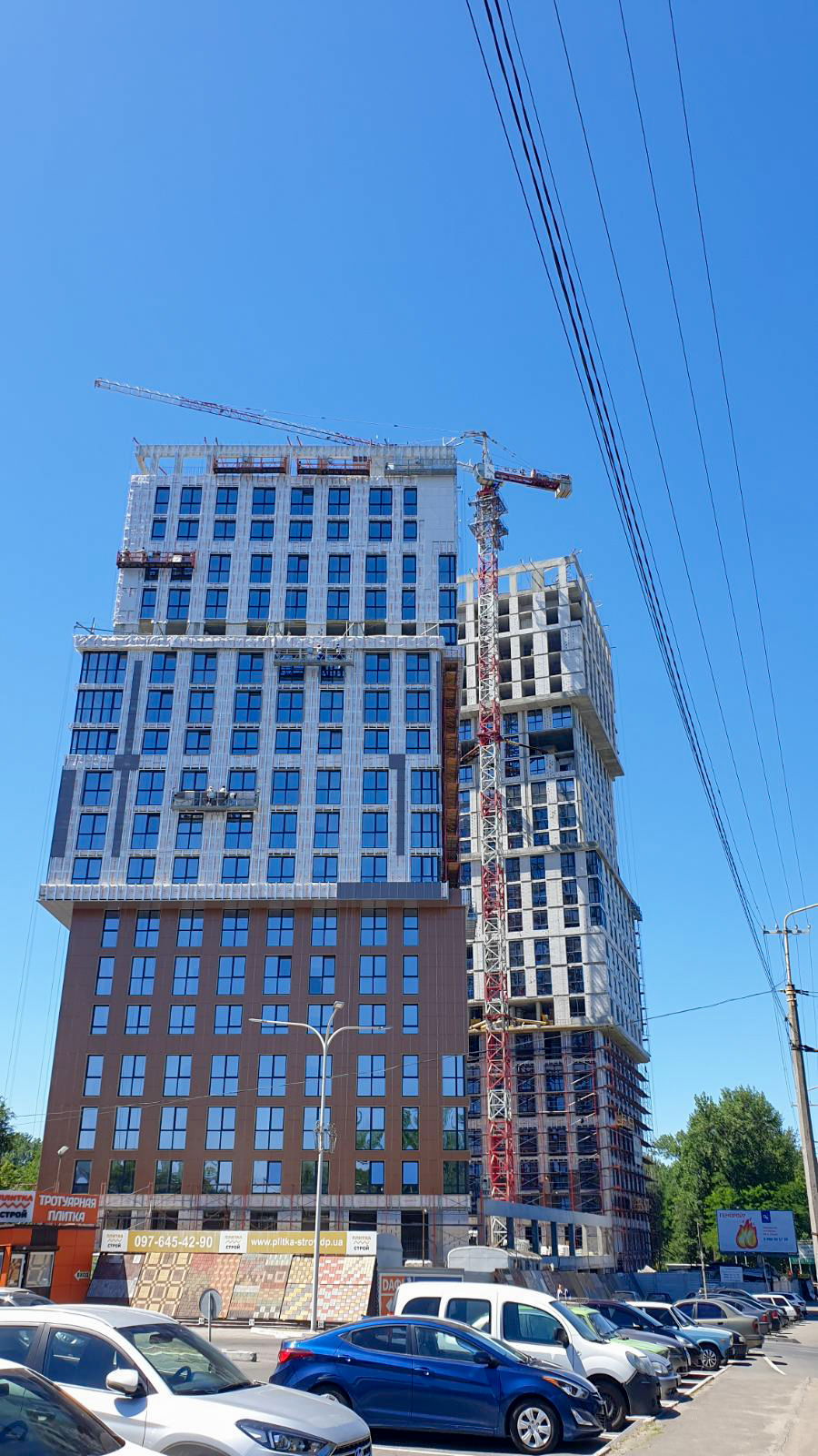 Photos from the construction of the residential complex «Grani»